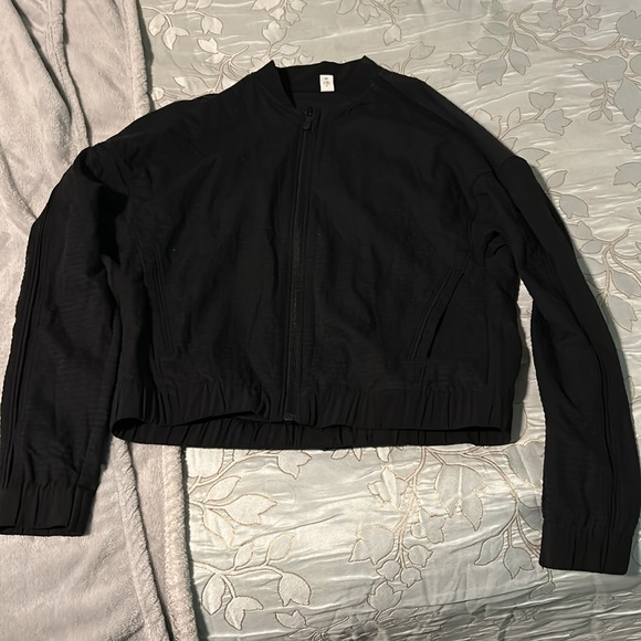 Lululemon jacket - Picture 2 of 2